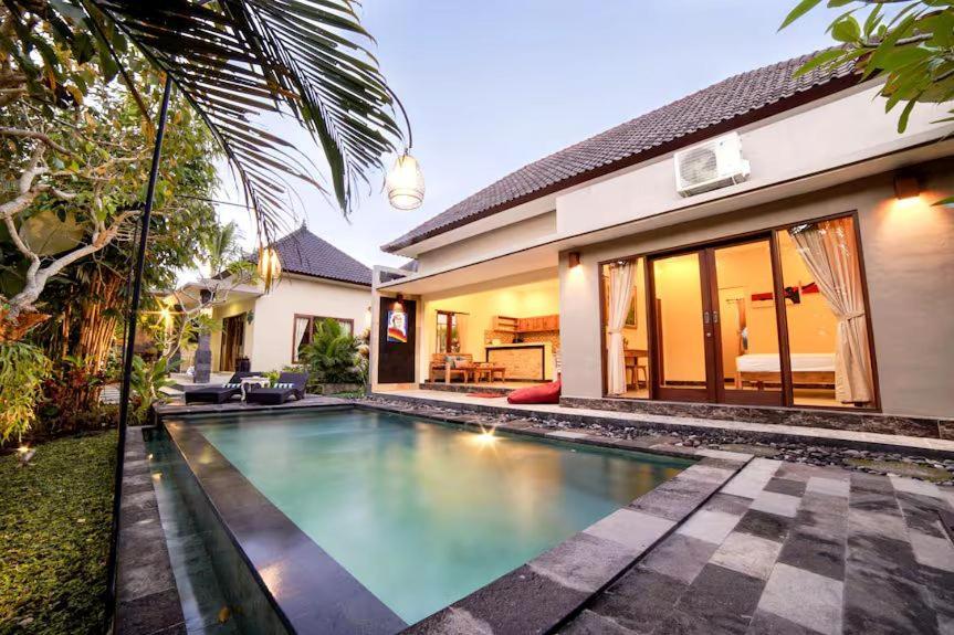 Villa Antira Private *